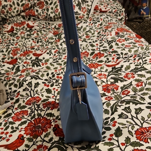 Coach Navy Blue Shoulder Bag - Picture 2 of 10